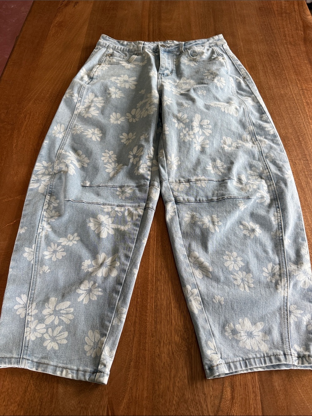 Women's Light Blue Floral Print Barrel Jeans